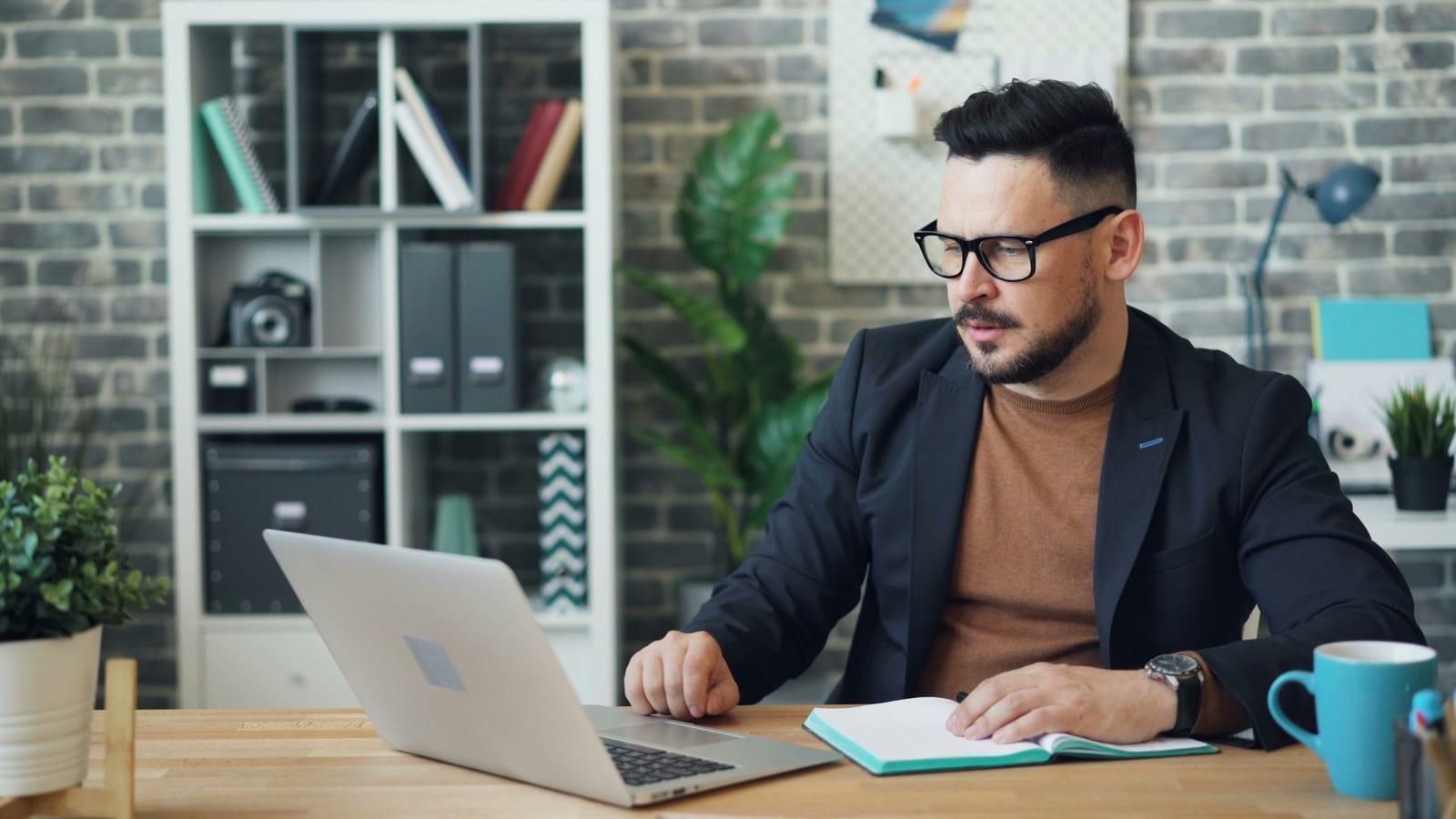 Kajabi vs Vonza: Which Platform is Right for Your Business?